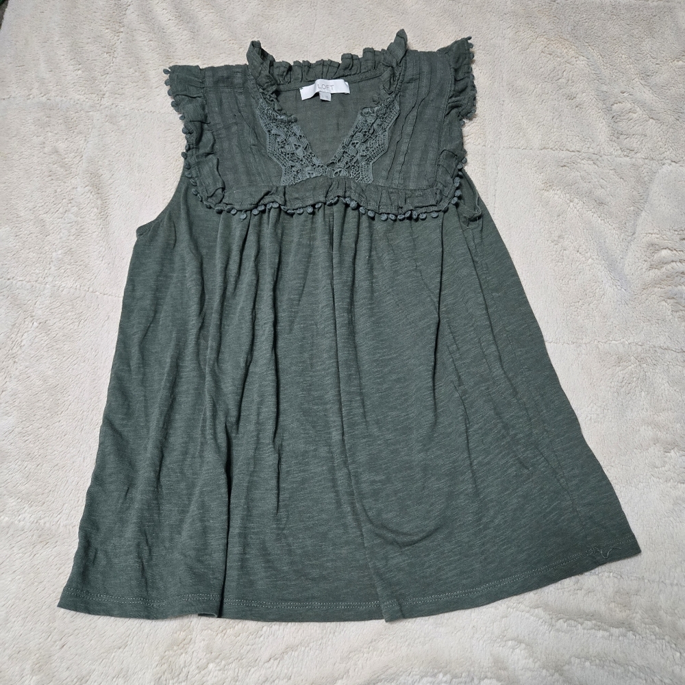 Loft Lace Yoke Ruffle Shell Sleeveless Top, L